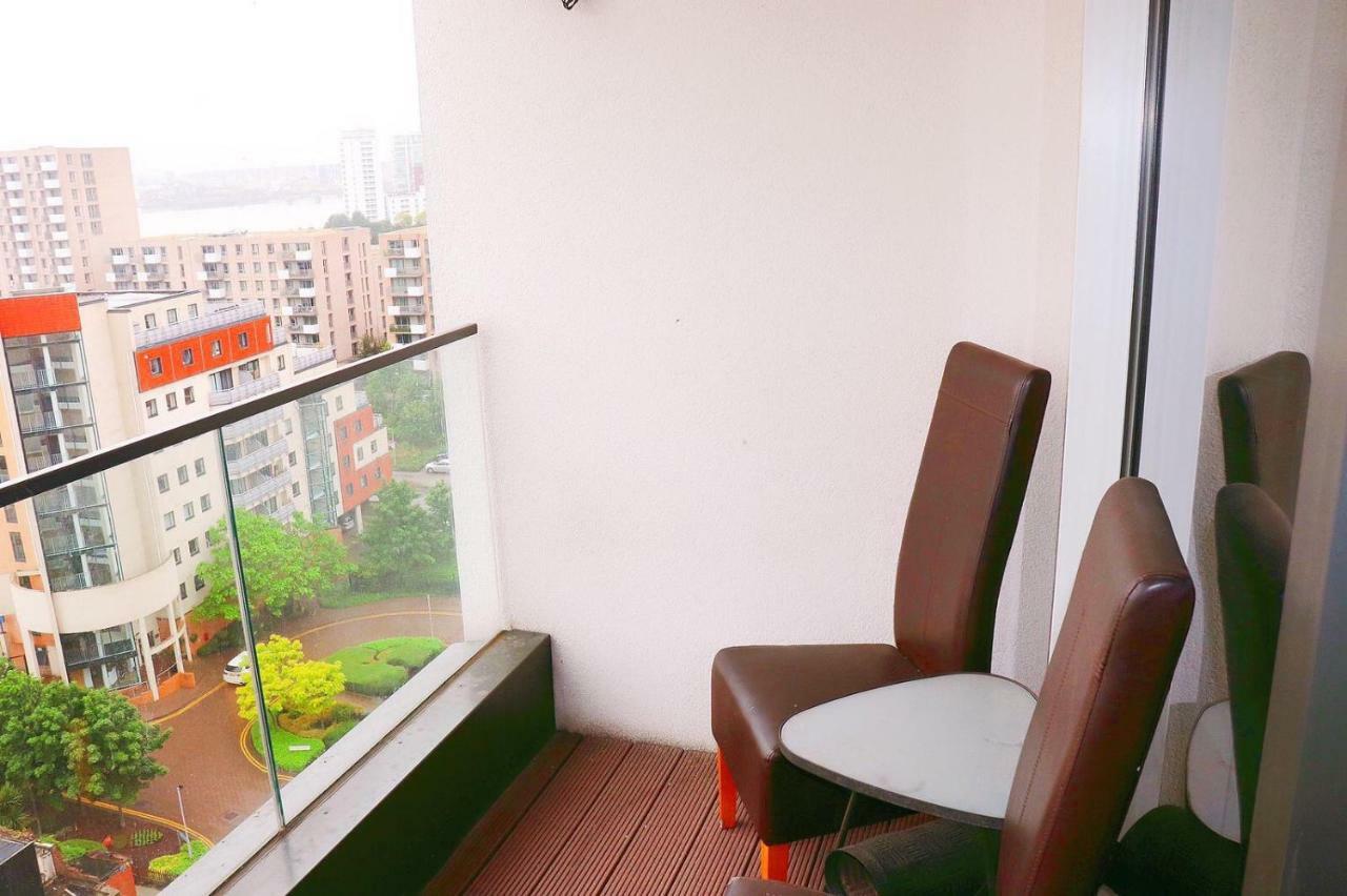 Premium Waterside Apartment 伦敦 外观 照片